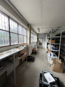 Laboratorio in Vendita