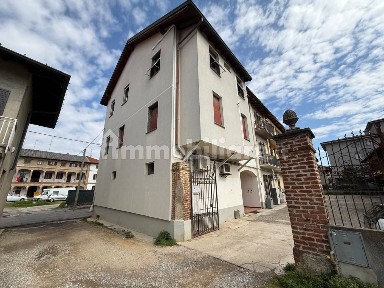 Locale commerciale in Vendita