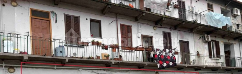 Negozio all'asta via Sant'Alessandro 46, Monza