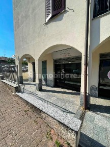 Lazzate, Piazza Valmalenco