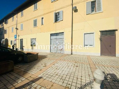 Locale commerciale in Vendita