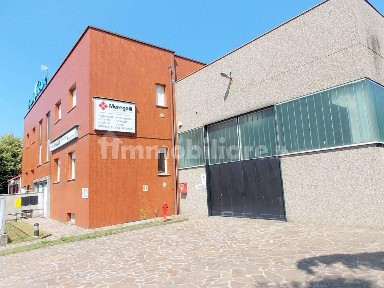 Biassono, via Degli Artigiani 20/22