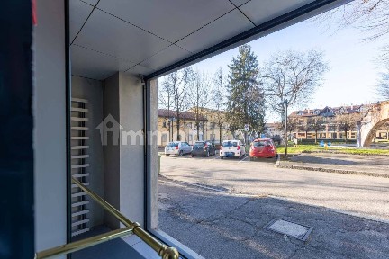 Macherio, Via Vittorio Veneto, 25/27