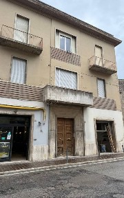 Locale commerciale in Vendita