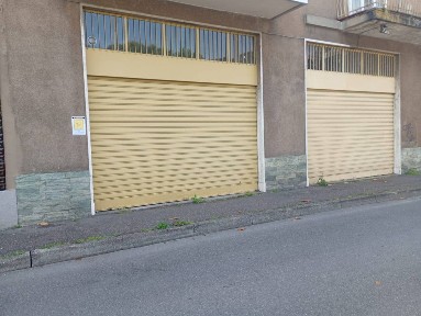 Locale commerciale in Vendita