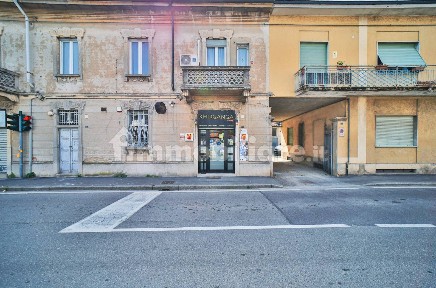Locale commerciale in Vendita