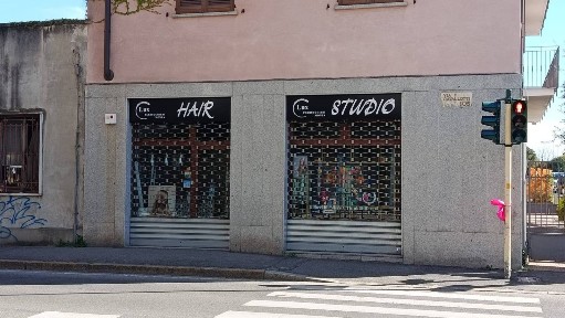 Locale commerciale in Vendita