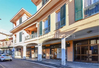 Bovisio-Masciago, Via Cavour, 2