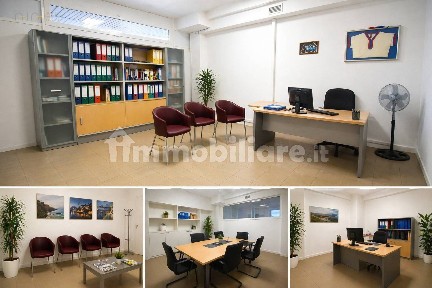 Locale commerciale in Vendita