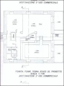 Locale commerciale in Vendita