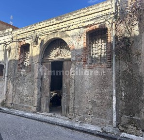 Milazzo, Via Tenente Stefano Zirilli, 23
