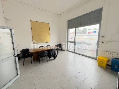 Pistoia, Pistoia Ovest, Viale Adua