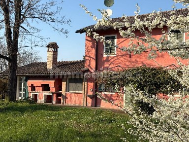 Casale Località Trebbiola, Rivergaro
