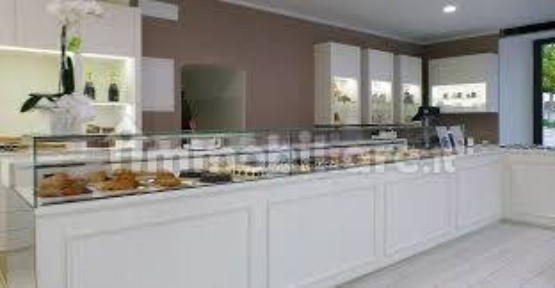 Pasticceria con laboratorio in Vendita