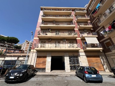 Messina, Regina Margherita - Torrente Trapani, Piazza Santa Maria la Nuova, 2