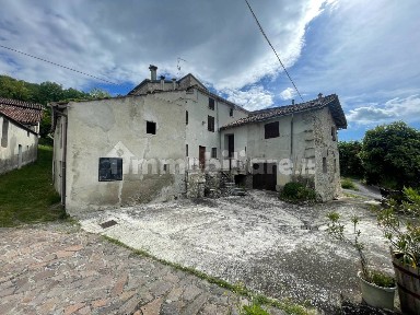 Casale Località Pilè, Travo
