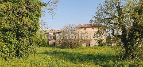 Casale via Antonio Botti 84, Gerbido - Mortizza, Piacenza