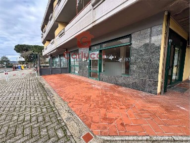 Uzzano, Via Francesca Vecchia, 58