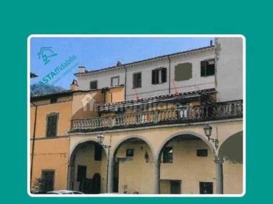 Locale commerciale in Vendita