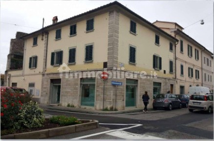 Pistoia, Centro Storico, via di Porta al Borgo 95-97
