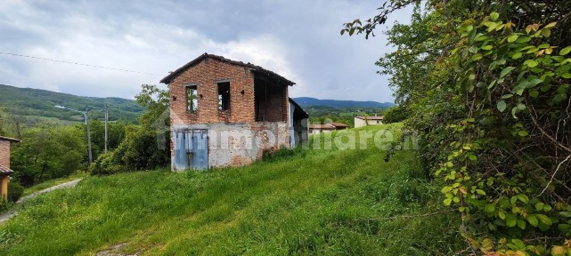 Rustico frazione Vicanino, Vicanino, Lugagnano Val d'Arda