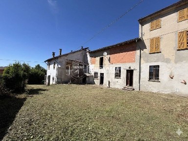 Rustico via Strada Nuova, Vicobarone, Ziano Piacentino