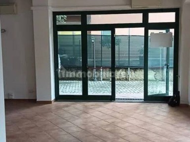 Uzzano, Via Alessandrini No Number
