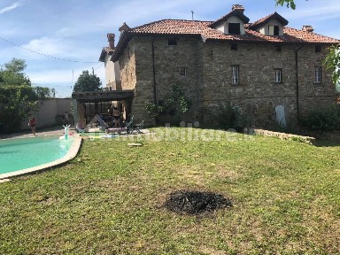 Cascina Località Stazzano 4, Travo