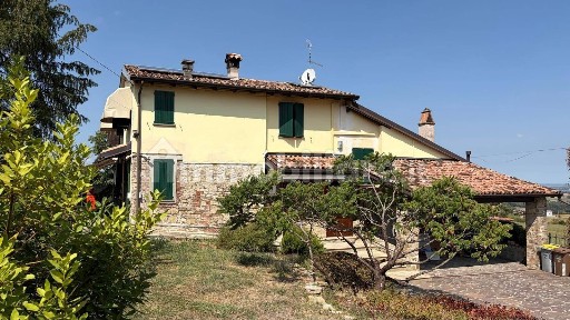 Rustico Strada Provinciale di Cantone, Agazzano