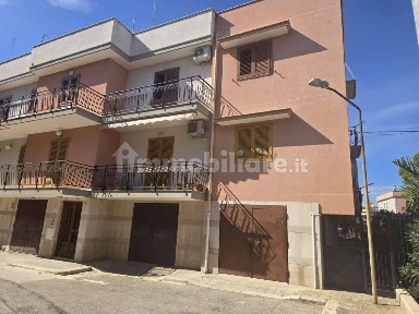 Trilocale vico Dei Sellai 15, Bisceglie