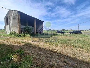 Cascina via Santi Olza, Monticelli d'Ongina