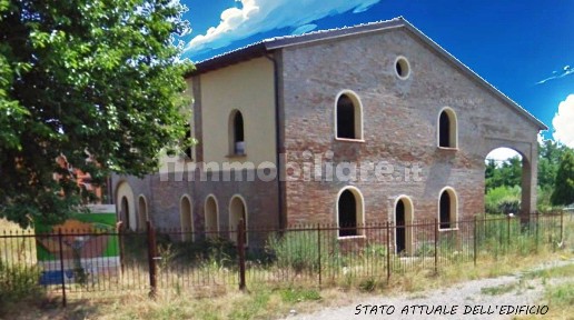 Rustico, da ristrutturare, 510 m², Centro, Cortemaggiore