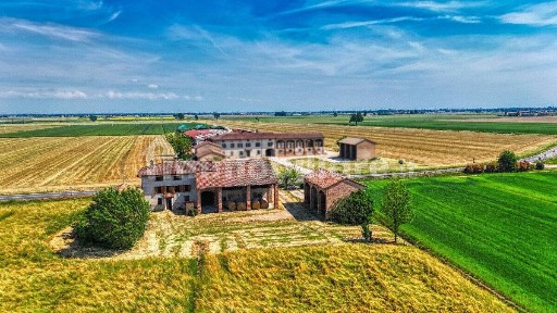 Rustico Piacenza 9, Cortemaggiore