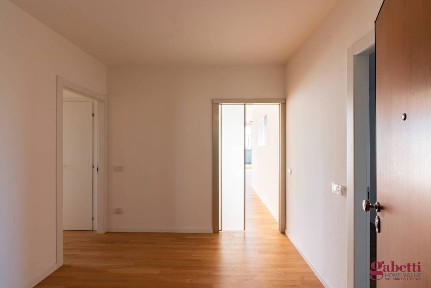 Trilocale via Francesco Crispi 34, Ospedale, Busto Arsizio