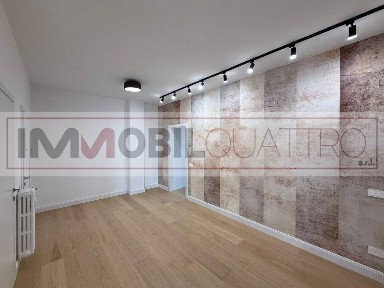 Quadrilocale via Massimo d'Azeglio 19, Frati, Busto Arsizio