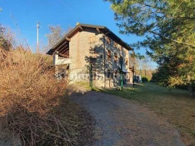 Cascina via Roma No Number, Alta Val Tidone