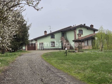 Casale, ottimo stato, 409 m², Borgonovo Val Tidone