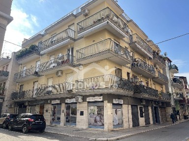 Trilocale via Giosuè Carducci, Ospedale, Andria