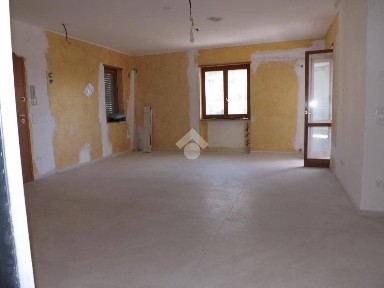 Quadrilocale viale V. Calace 8, Bisceglie