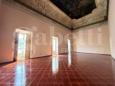 Appartamento via Ognissanti, Trani
