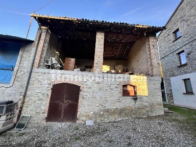 Rustico, da ristrutturare, 80 m², Travo