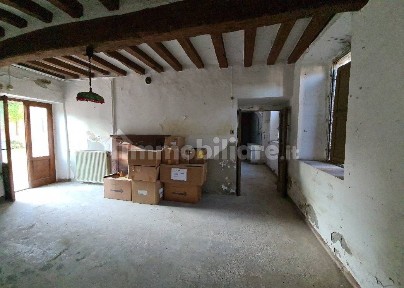 Gragnano Trebbiense, Località Case Bianche