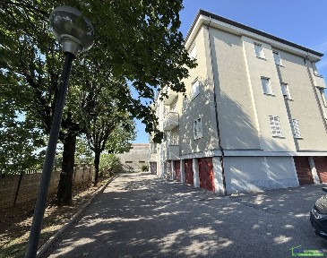 Trilocale via Don Luigi Vismara 43, Centro, Cislago