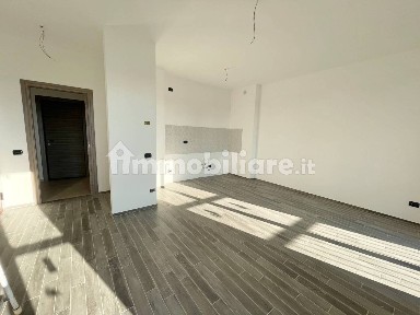 Trilocale viale Guglielmo Marconi, Centro, Tradate