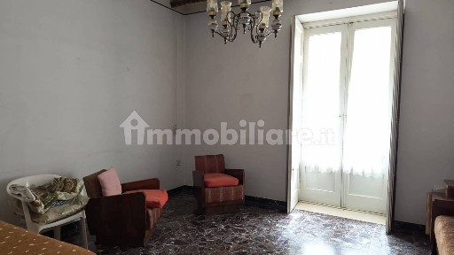 Trilocale via Isonzo 5, Bisceglie