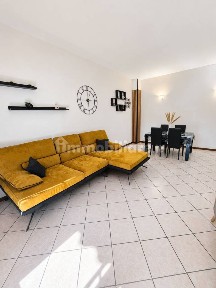 Trilocale via Don Enrico Uboldi 121, Centro, Caronno Pertusella