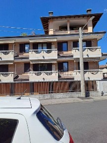 Trilocale via Veroncorella 6, Redentore, Busto Arsizio