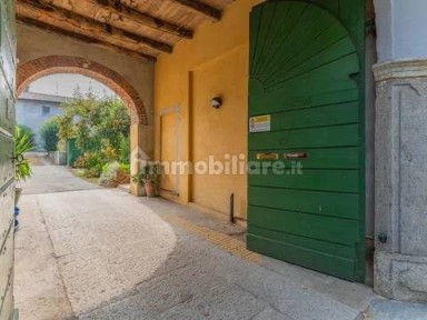Quadrilocale piazza San Stefano No Number, Centro, Somma Lombardo