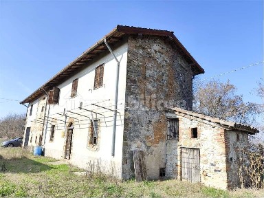 Rustico, da ristrutturare, 155 m², Podenzano