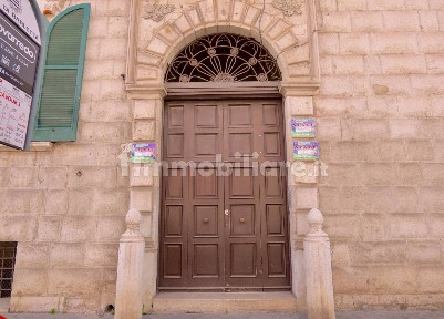 Appartamento corso Camillo Benso di Cavour, Centro Storico, Barletta
